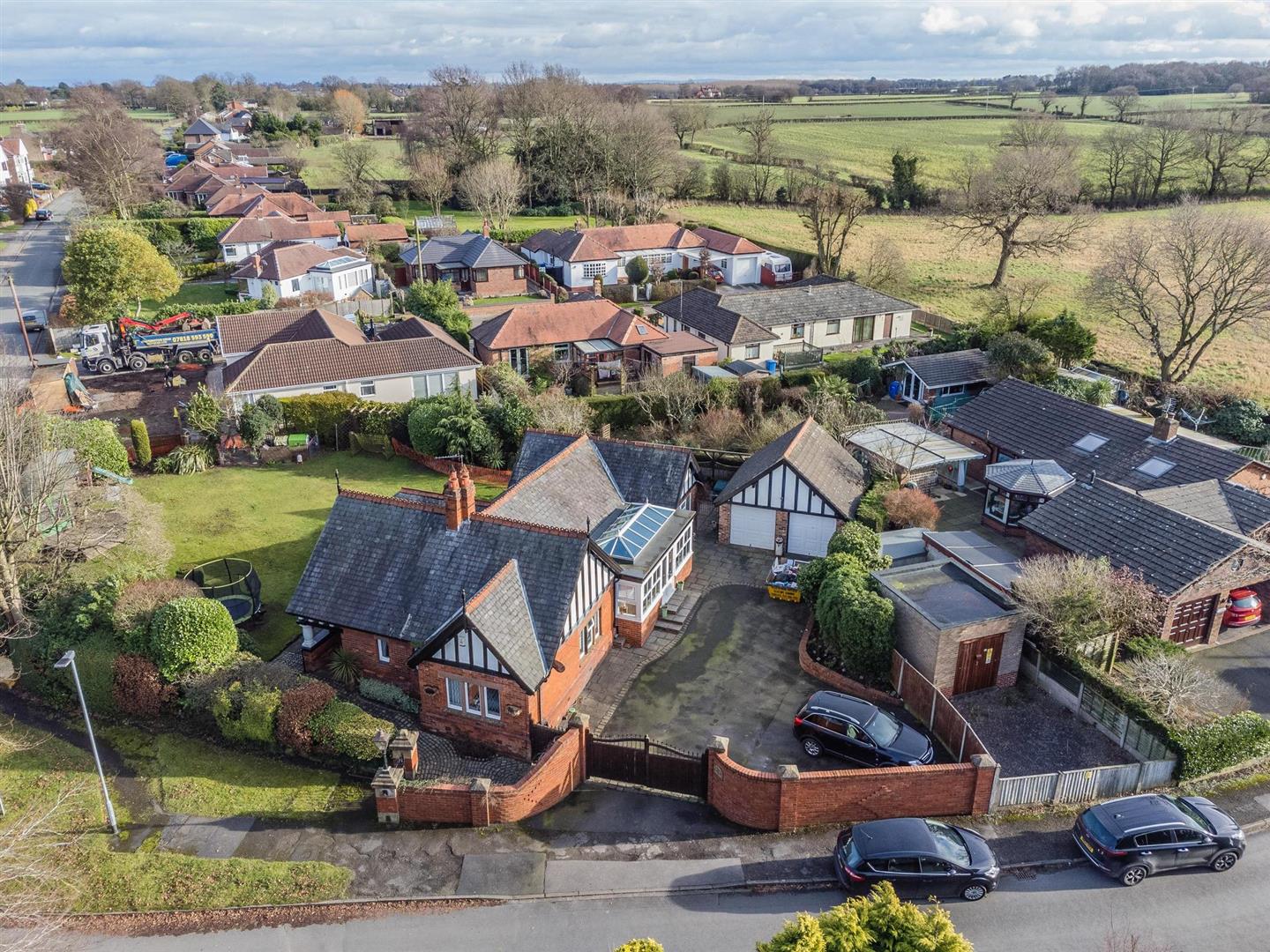 Weaste Lane, Thelwall, Warrington BEYOND Property